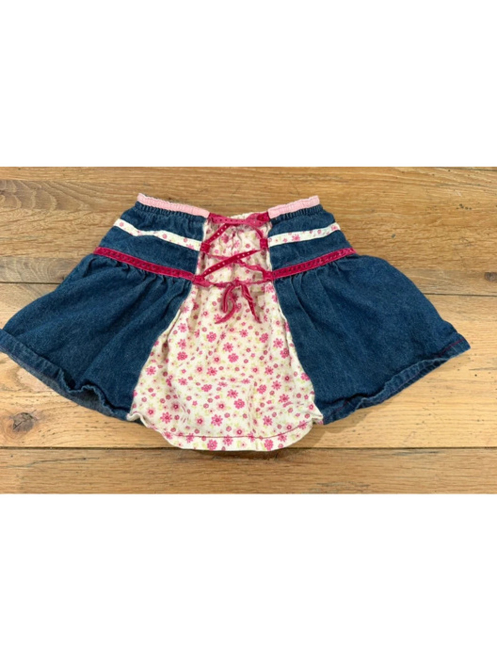 Vintage Girls Y2K Denim Skirt Pink Floral Center Ribbon Lace Up size girls 6